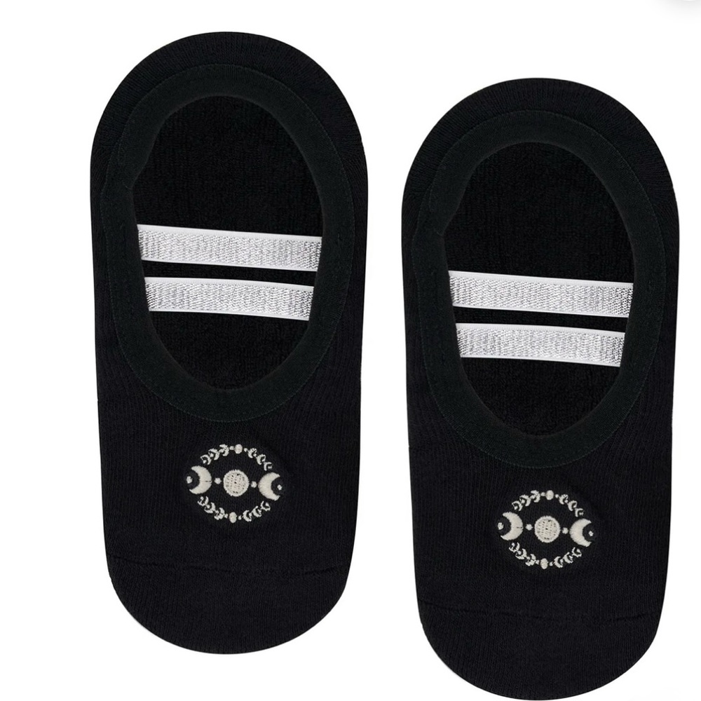 NWT MoveActive Ballet Non Slip Grip Socks - Solar Eclipse Silver Straps sz M